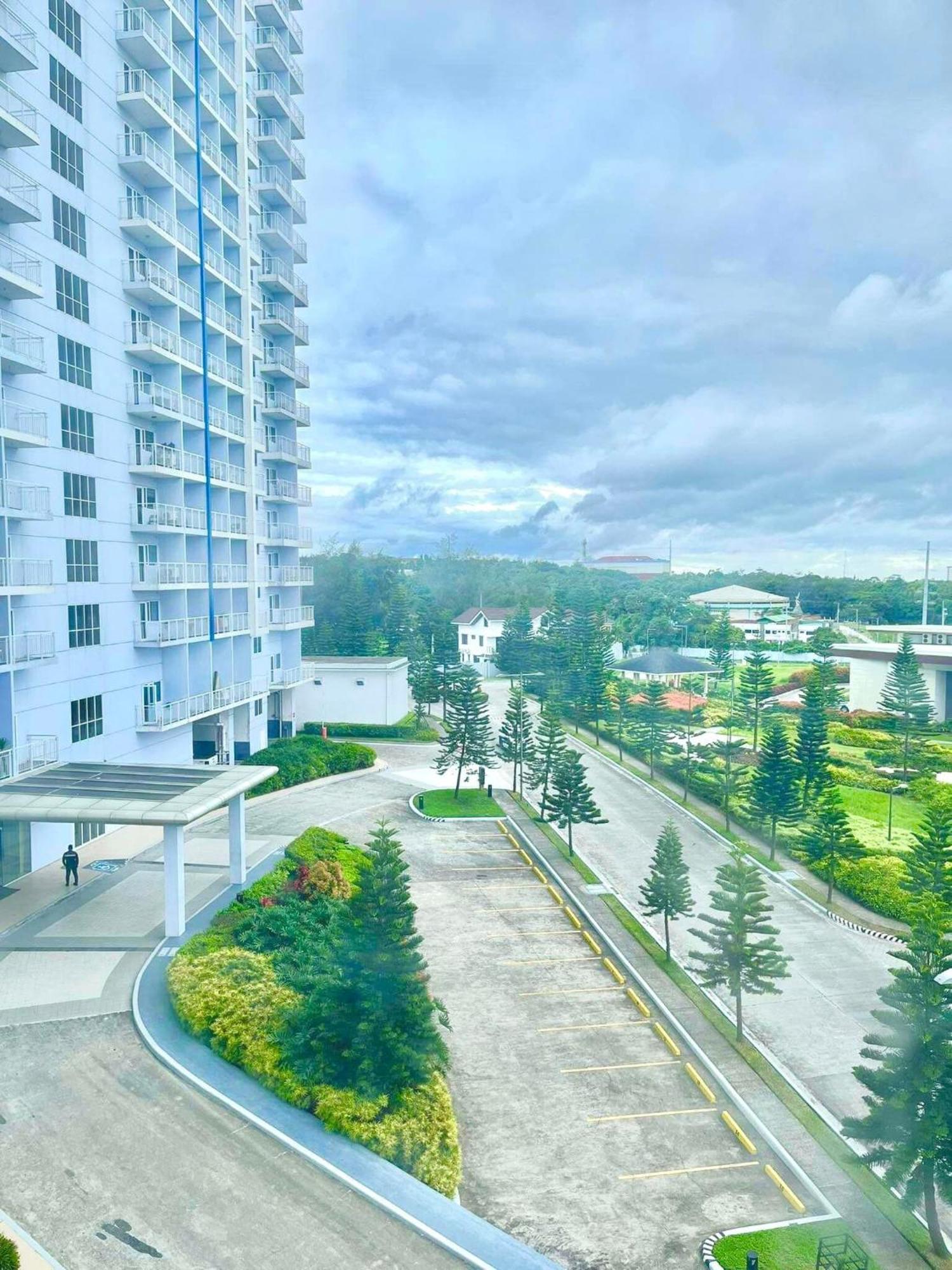 Jt Tagaytay Suites Tagaytay City Dış mekan fotoğraf